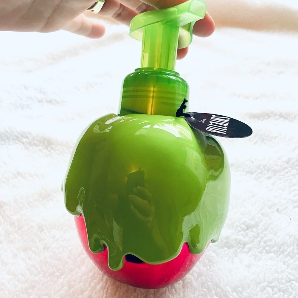 Bath & Body Works 🍎✨ nwt